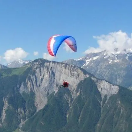 La Cachette Cyclists&skiers * Le Bourg-dʼOisans